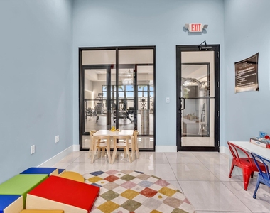 20538 Ne 2nd Court - Photo Thumbnail 39