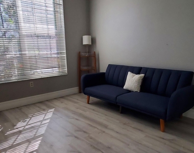 11595 Pamplona Boulevard - Photo Thumbnail 37