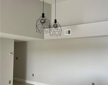 4420 Nw 107th Avenue - Photo Thumbnail 4