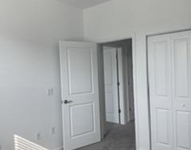 4230 Brookgreen Square - Photo Thumbnail 36