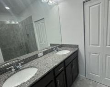 4230 Brookgreen Square - Photo Thumbnail 15
