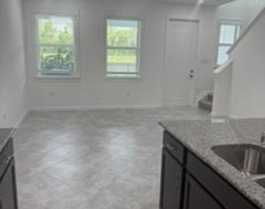 4230 Brookgreen Square - Photo Thumbnail 5