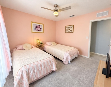 2590 Se Pineland Drive - Photo Thumbnail 15