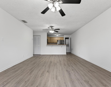 4983 Nw 95th Avenue - Photo Thumbnail 14