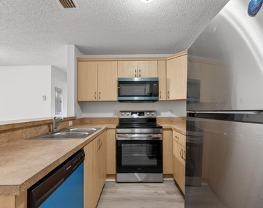 4983 Nw 95th Avenue - Photo Thumbnail 11