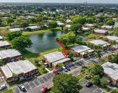 4983 Nw 95th Avenue - Photo Thumbnail 4