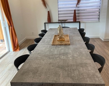 7360 San Sebastian Drive - Photo Thumbnail 8