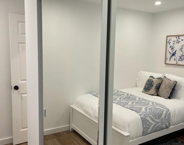 7360 San Sebastian Drive - Photo Thumbnail 14