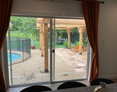 7360 San Sebastian Drive - Photo Thumbnail 9