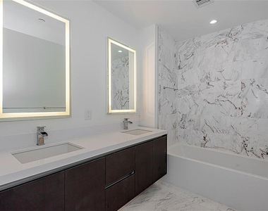 851 Ne 1st Avenue - Photo Thumbnail 20