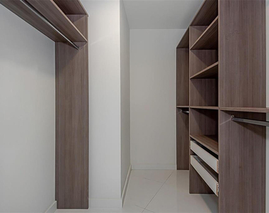 851 Ne 1st Avenue - Photo Thumbnail 21