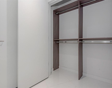 851 Ne 1st Avenue - Photo Thumbnail 12