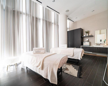 851 Ne 1st Avenue - Photo Thumbnail 37