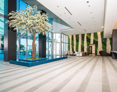 851 Ne 1st Avenue - Photo Thumbnail 47