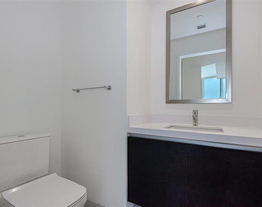 851 Ne 1st Avenue - Photo Thumbnail 13