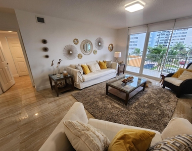 2080 S Ocean Drive - Photo Thumbnail 9