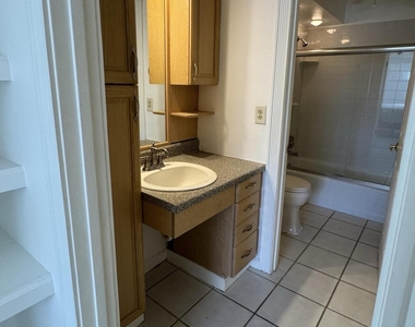 1601 S Flagler Drive - Photo Thumbnail 19