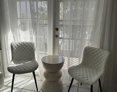 1601 S Flagler Drive - Photo Thumbnail 9