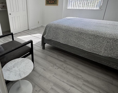 1601 S Flagler Drive - Photo Thumbnail 21