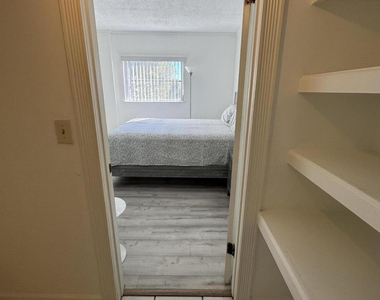 1601 S Flagler Drive - Photo Thumbnail 23