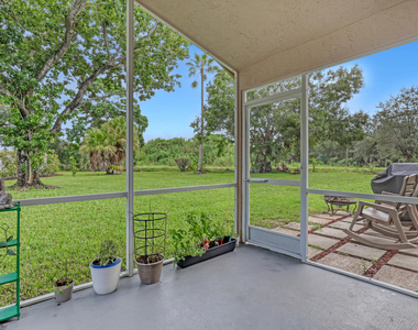 1784 Barnstable Road - Photo Thumbnail 25