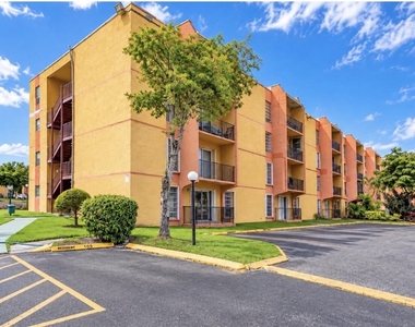 4709 Nw 7th Street - Photo Thumbnail 22
