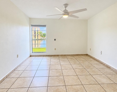 4709 Nw 7th Street - Photo Thumbnail 10