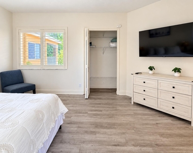 8358 Mulligan Circle - Photo Thumbnail 20