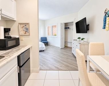 8358 Mulligan Circle - Photo Thumbnail 33