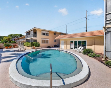331 Sw 8th - Photo Thumbnail 19