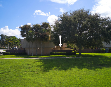 6209 62nd Way - Photo Thumbnail 2