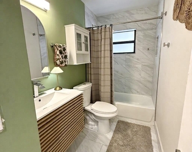 100 Sw 7th Street - Photo Thumbnail 10