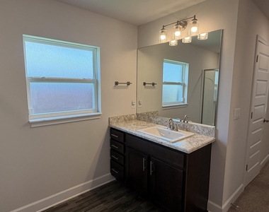 5237 Nw Reba Circle - Photo Thumbnail 34