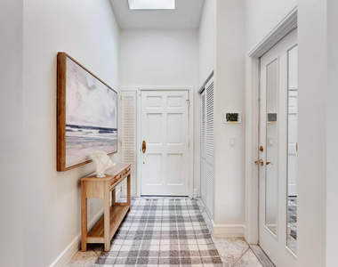 310 Spyglass Way - Photo Thumbnail 25