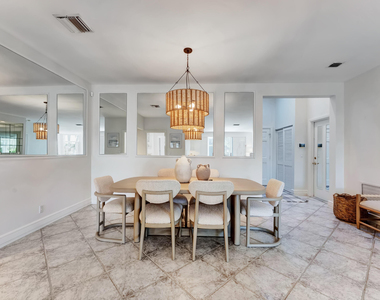 310 Spyglass Way - Photo Thumbnail 20