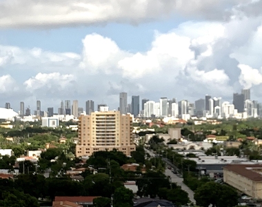 117 Nw 42nd Avenue - Photo Thumbnail 22