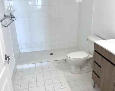117 Nw 42nd Avenue - Photo Thumbnail 13