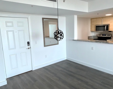 117 Nw 42nd Avenue - Photo Thumbnail 6