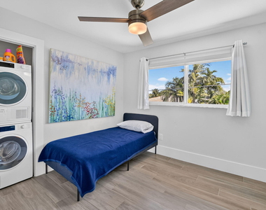 175 Ne Olive Way - Photo Thumbnail 15