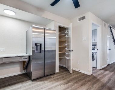 1846 Tucson Drive - Photo Thumbnail 9