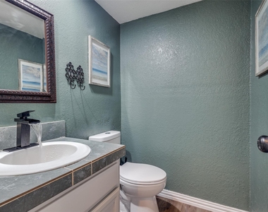 1846 Tucson Drive - Photo Thumbnail 11