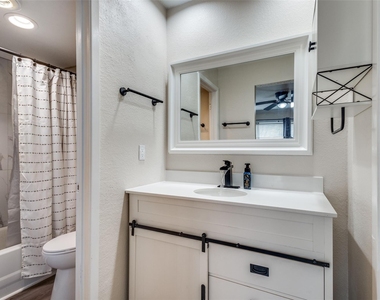 1846 Tucson Drive - Photo Thumbnail 15