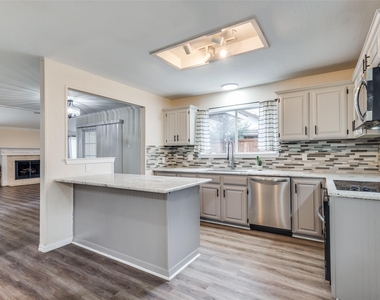 1846 Tucson Drive - Photo Thumbnail 1