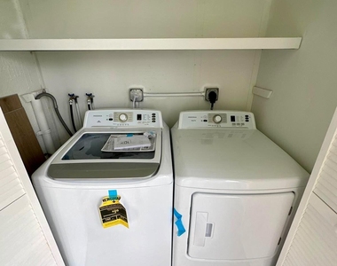 295 Brittany G Avenue - Photo Thumbnail 25