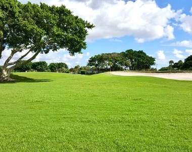295 Brittany G Avenue - Photo Thumbnail 34