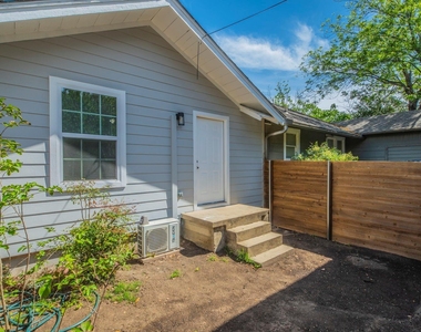 4901 Curzon Avenue - Photo Thumbnail 13