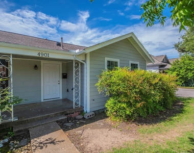 4901 Curzon Avenue - Photo Thumbnail 14
