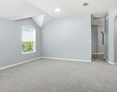 3305 Purdue Drive - Photo Thumbnail 21