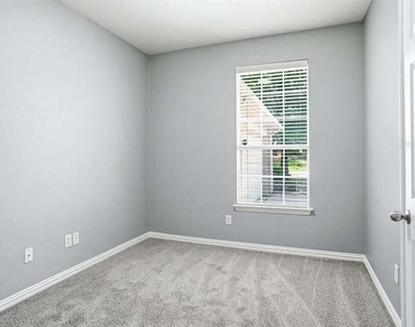 3305 Purdue Drive - Photo Thumbnail 20