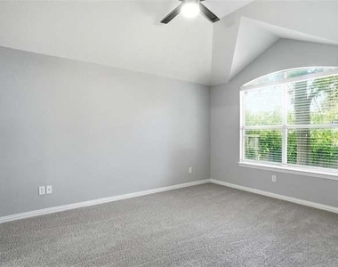 3305 Purdue Drive - Photo Thumbnail 18